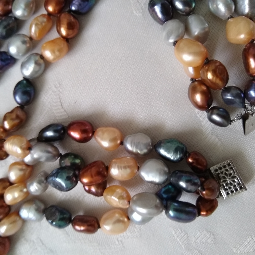 Pearls Multi Color 4 Rows Layered Necklace + Brac… - image 2